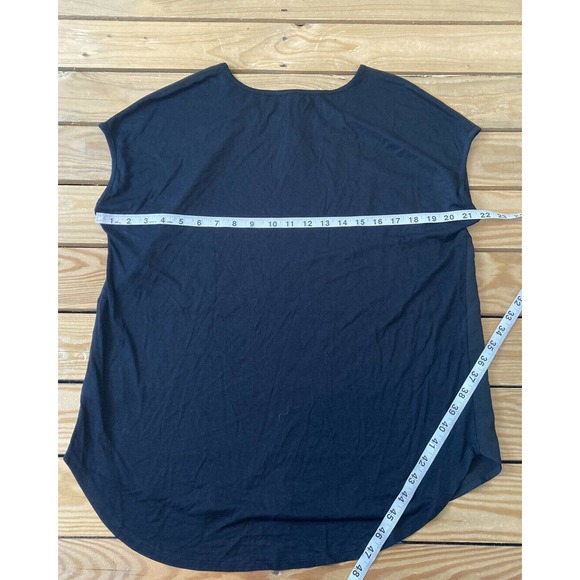 DE COLLECTION Cool Yule T Shirt Loose Top Small - Picture 7 of 7